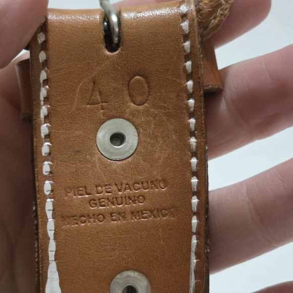 Brown Western Tooled Leather Belt With Horse - Picture 6 of 7